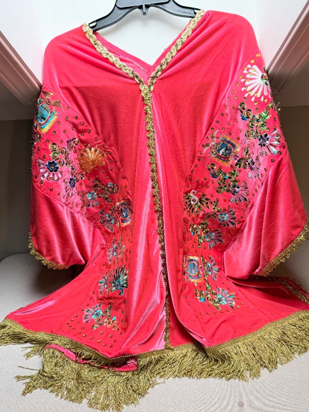 Vintage Handmade Embroidered Large Velvet Poncho Caftan Ecuador Coat of Arms